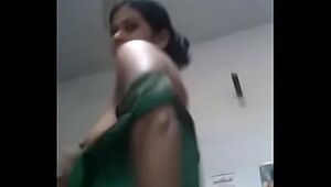 INDIAN  Mallu Aunty switching cloths & Displaying Funbags