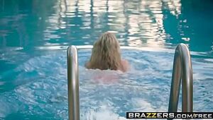 Brazzers - Cougars Like it Giant - (Anna Bell) - Cougars On Vacation Part 2