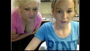 Mummy AND Daughter-in-law Display Cupcakes ON Web cam - instagramcamgirl.com