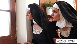 Mischievous porno with catholic nuns and monster!